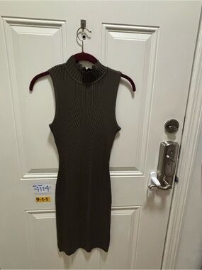 NWOT AND inside tag removed Olive green Ribbed Mock Neck Mini Dress flawless-xs